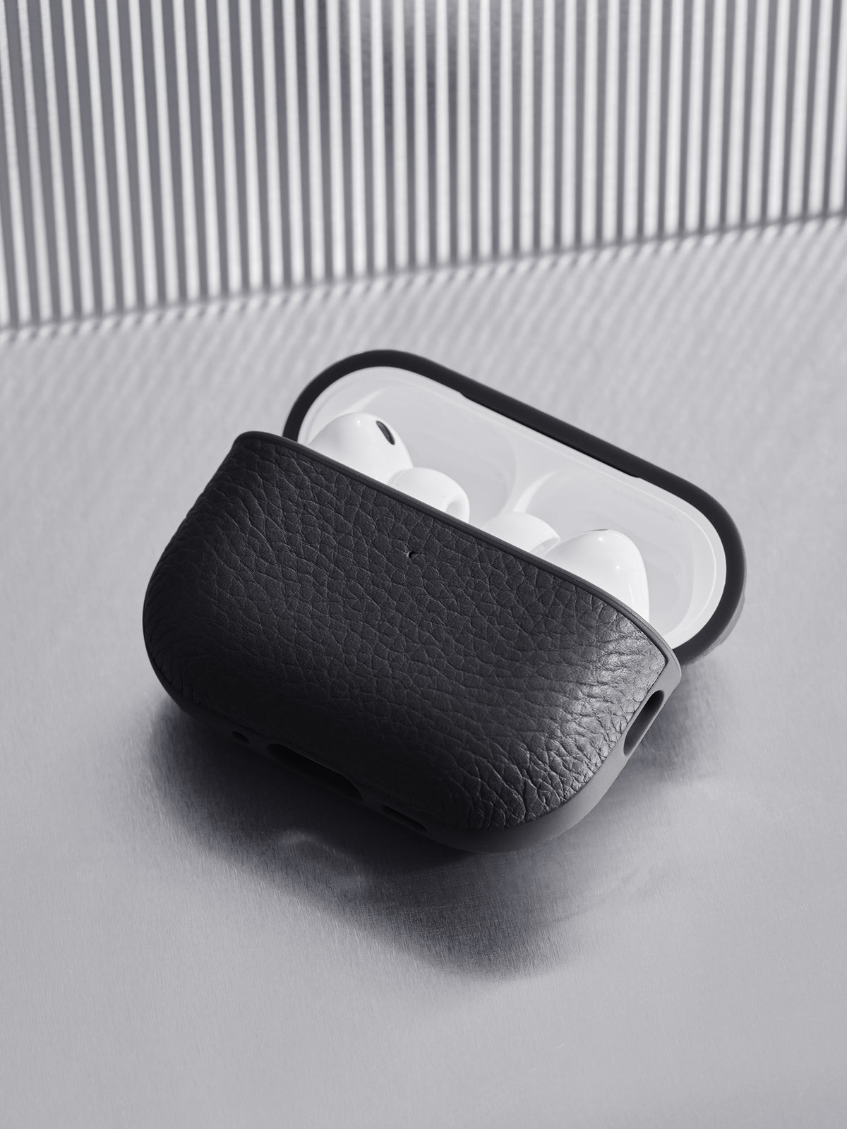 Woolnut Leather Case for AirPods Pro 3 - Black