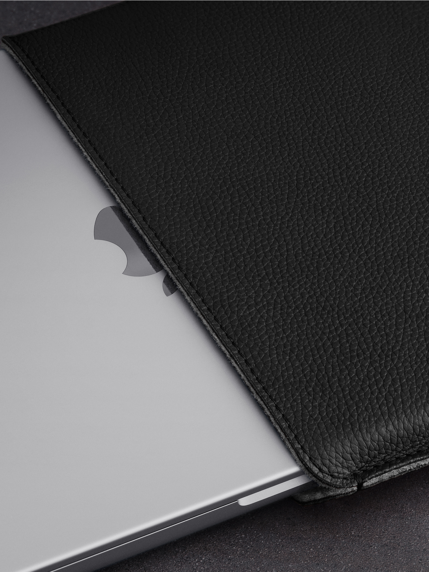 Woolnut Leather Sleeve for MacBook Neo - Black