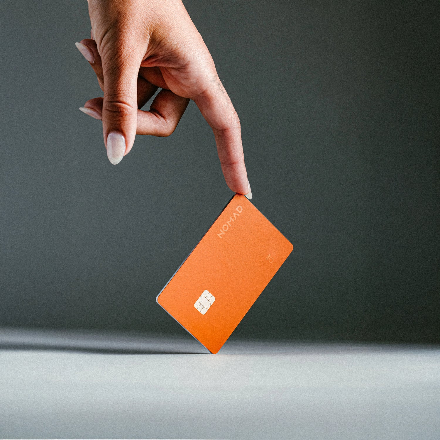 Nomad Tracking Card Pro - Stellar Orange - Apple (Find My)
