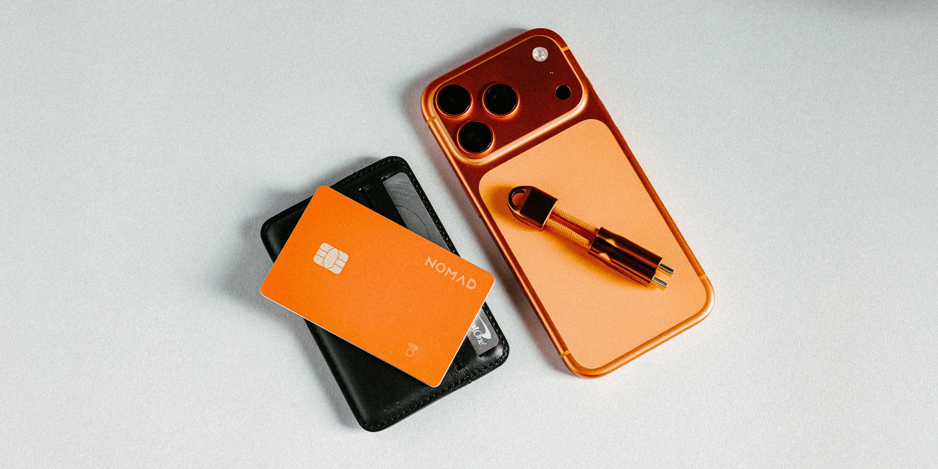 Nomad Tracking Card Pro - Stellar Orange - Apple (Find My)