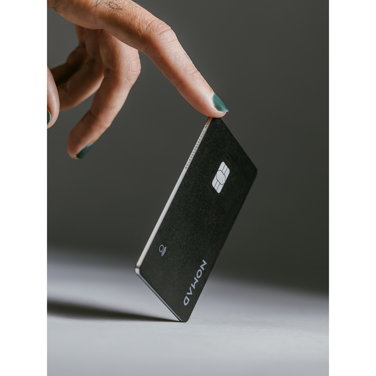 Nomad Tracking Card Pro - Black - Apple (Find My)