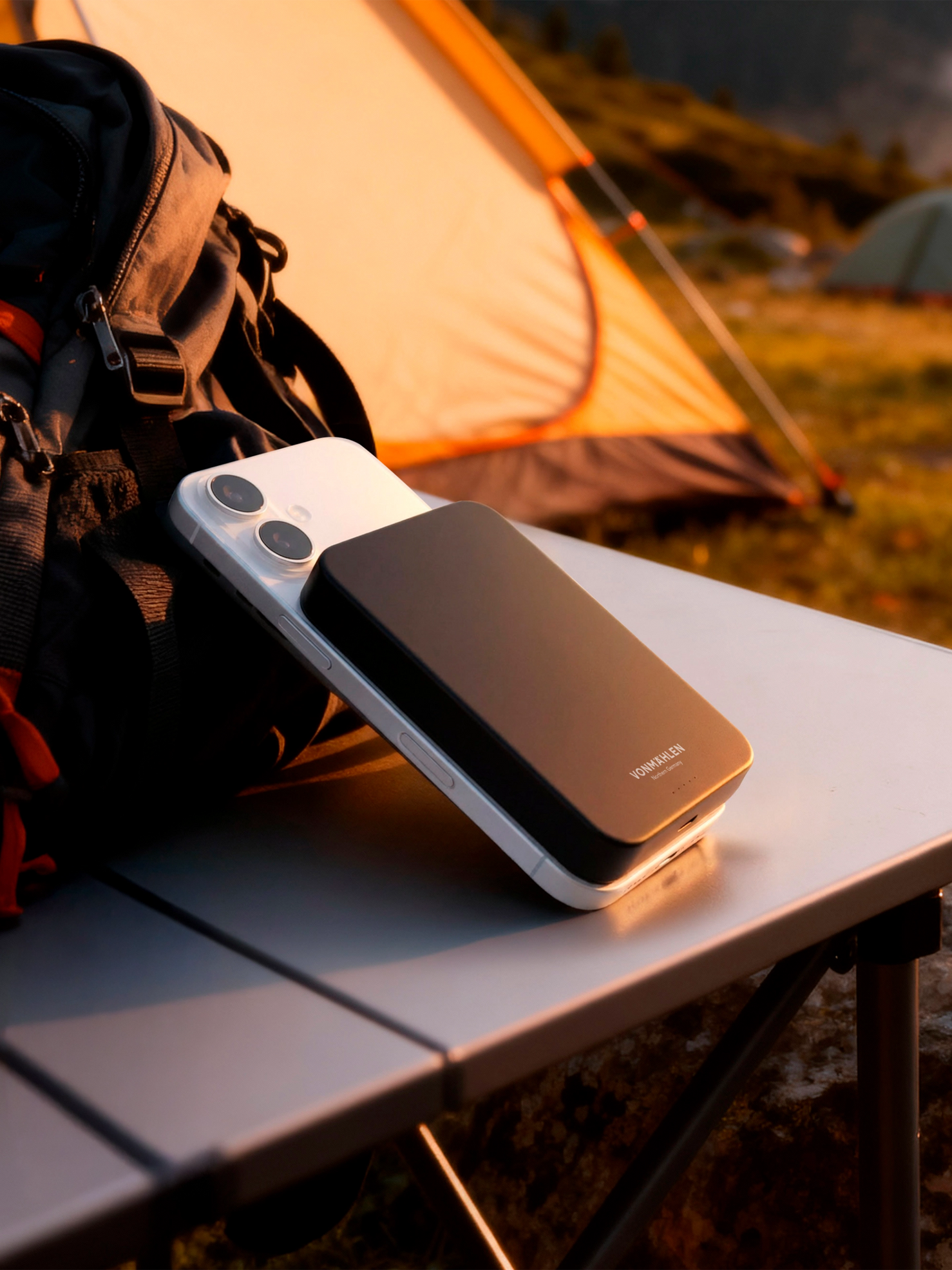 Vonmahlen Evergreen Mag 10,000 mAh 15W Power Bank - Black
