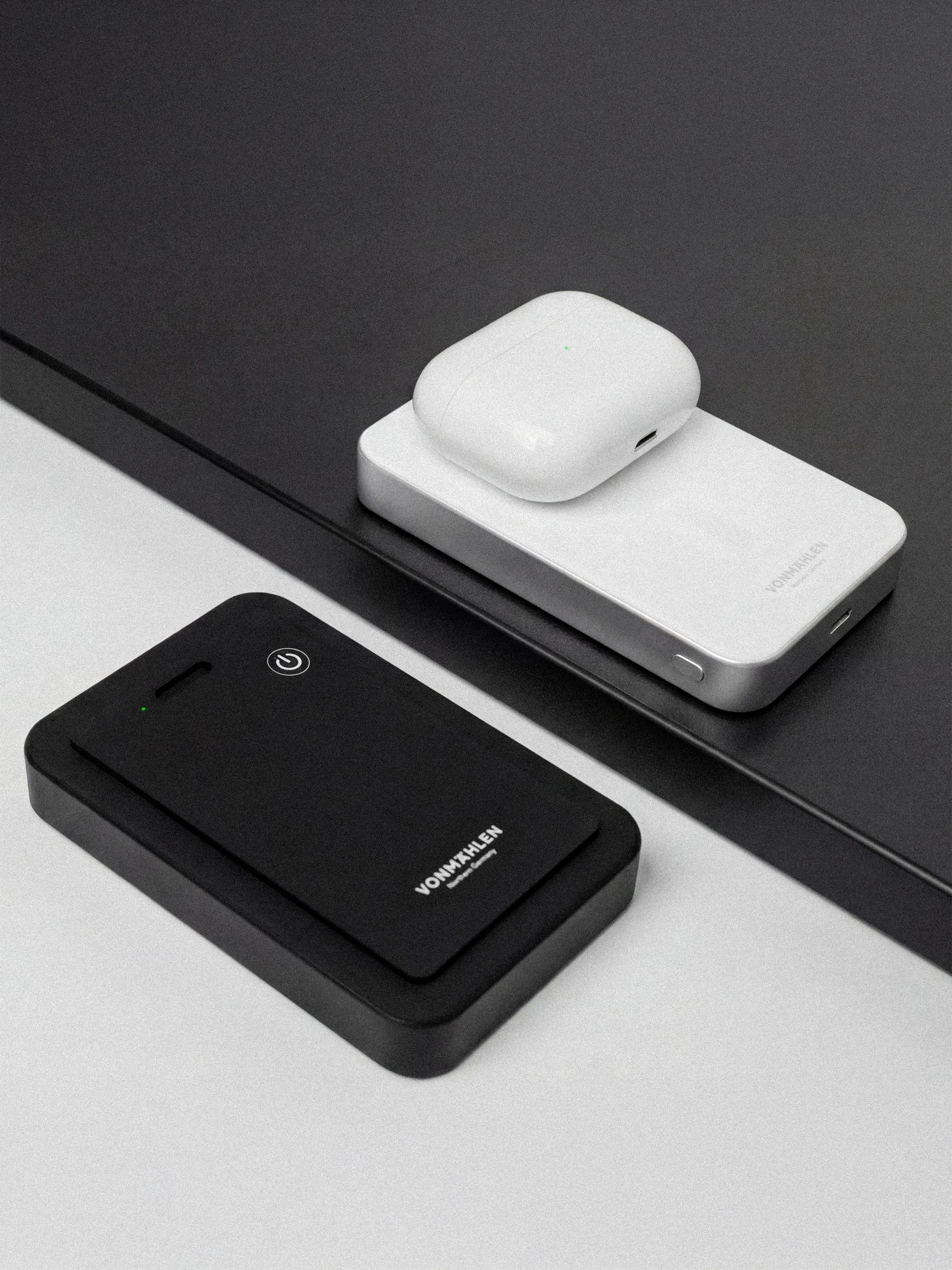 Vonmahlen Evergreen Mag 10,000 mAh 15W Power Bank - White