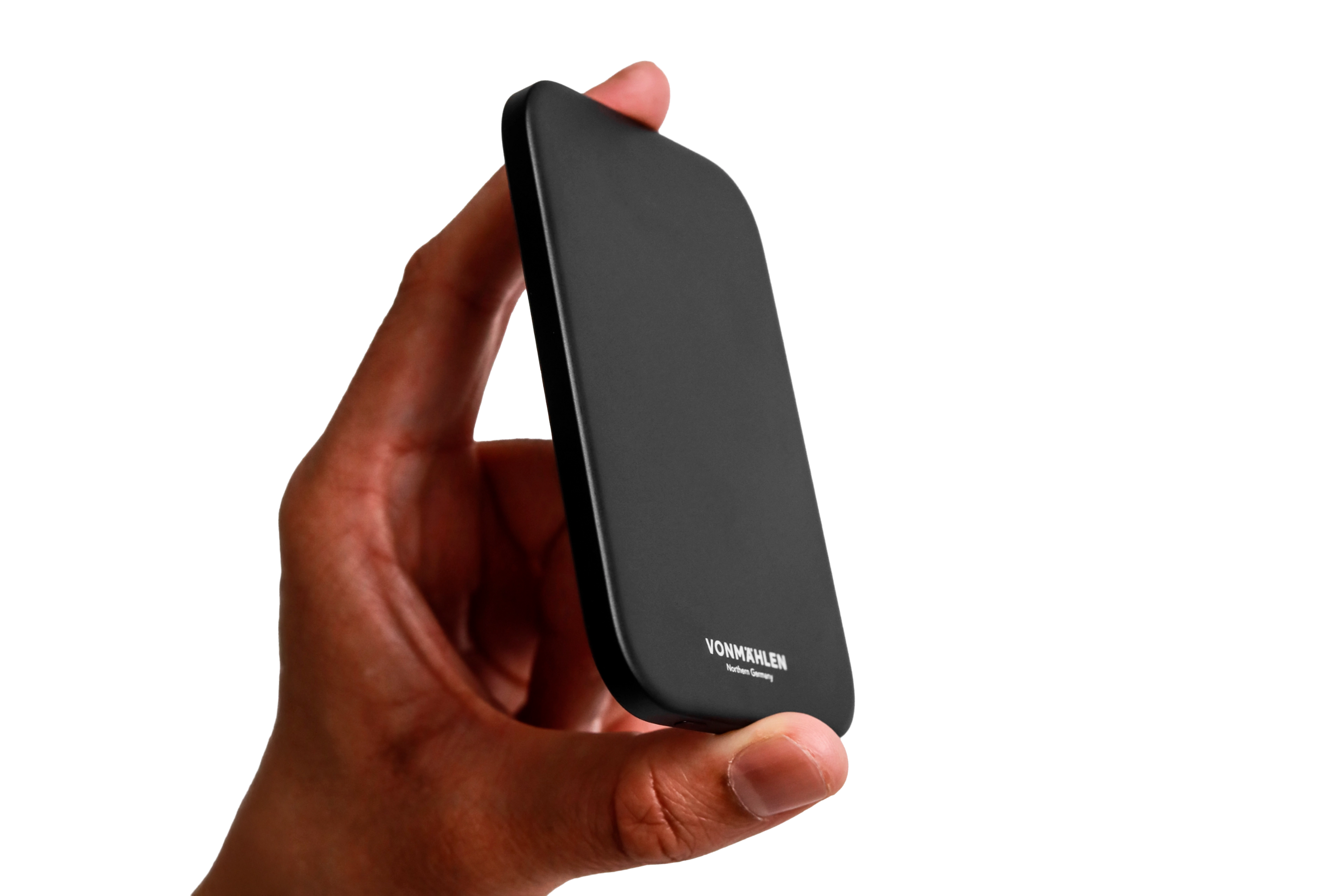 Vonmahlen Evergreen Mag 3,000 mAh 7.5W Power Bank - Black
